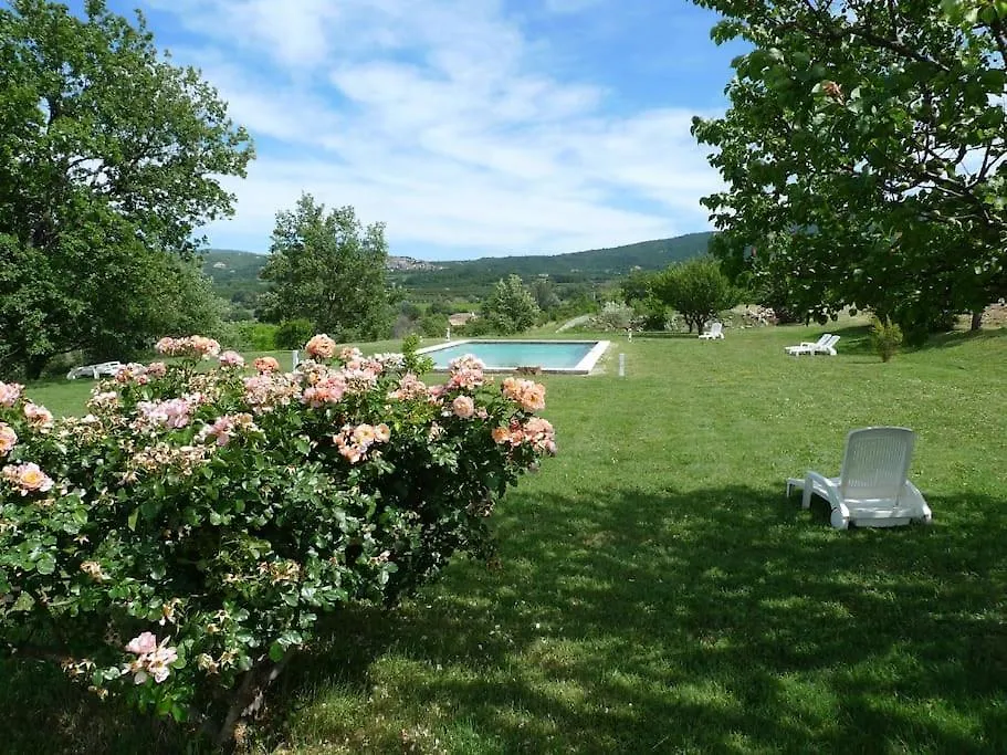 Le Lavoir Lacoste  0*, Lacoste (Vaucluse) France